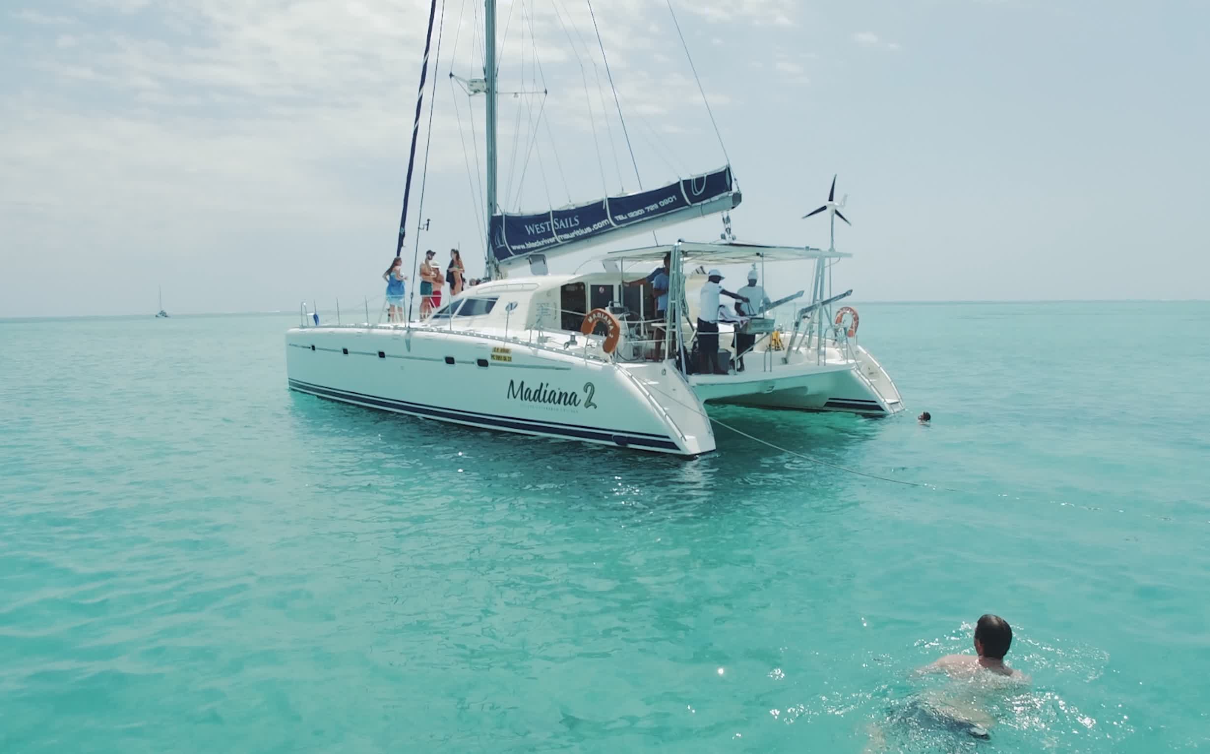catamaran tour mauritius